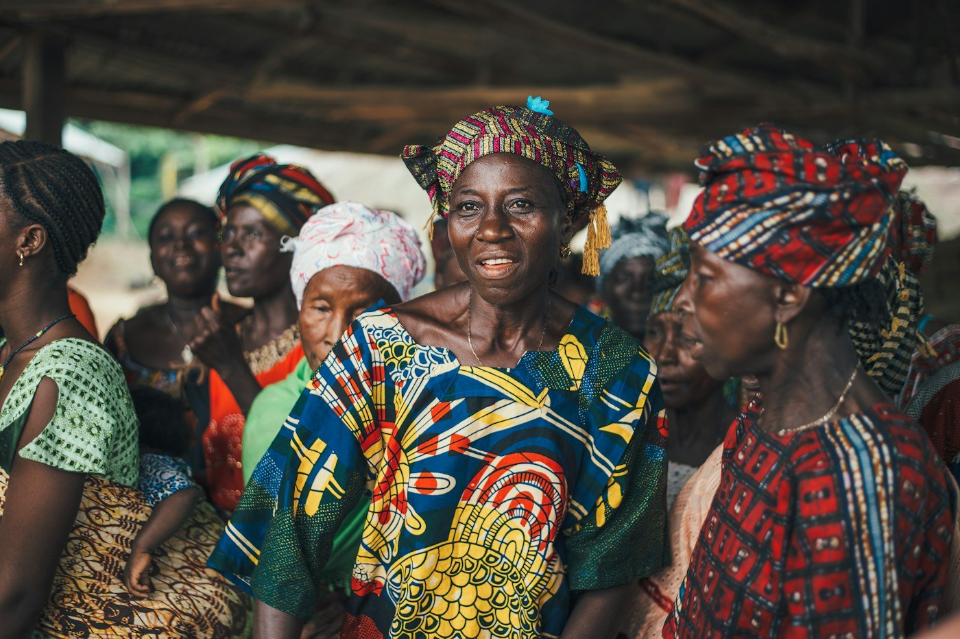 Femmes africaines en tenue traditionnelle